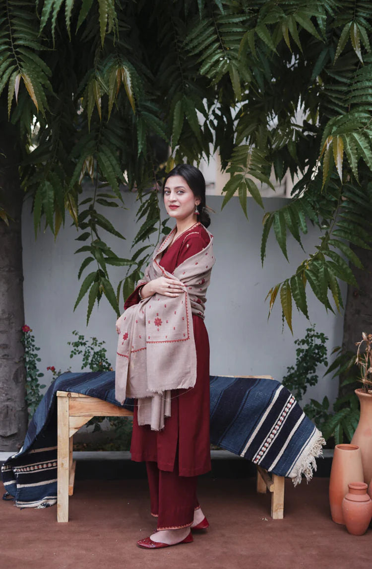 3 Pcs Women's Unstitched Embroidered Suit